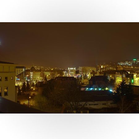 Apart Hotel Vlad Tepes Braşov Buitenkant foto