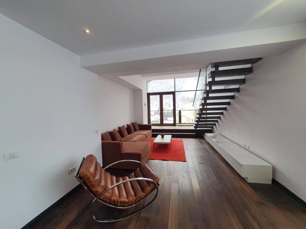 Apart Hotel Vlad Tepes Braşov Buitenkant foto