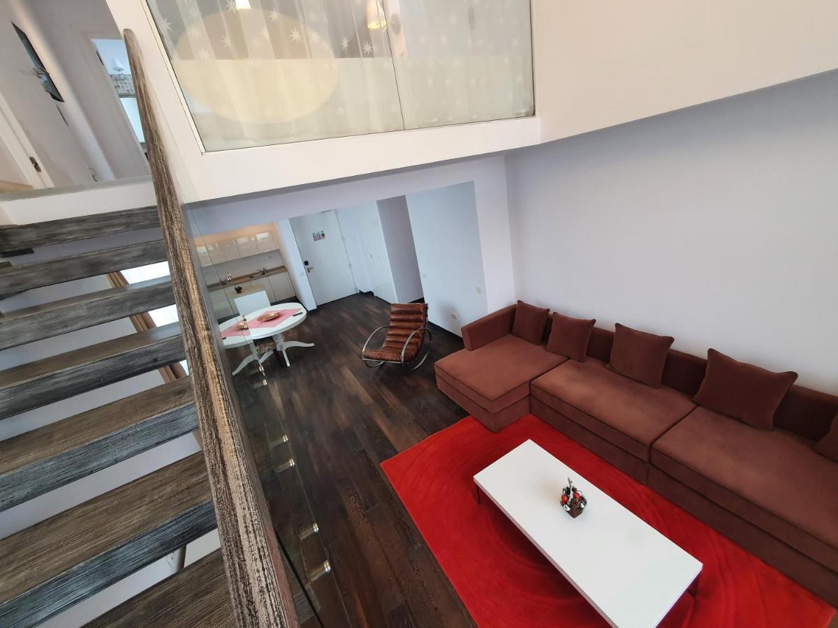 Apart Hotel Vlad Tepes Braşov Buitenkant foto