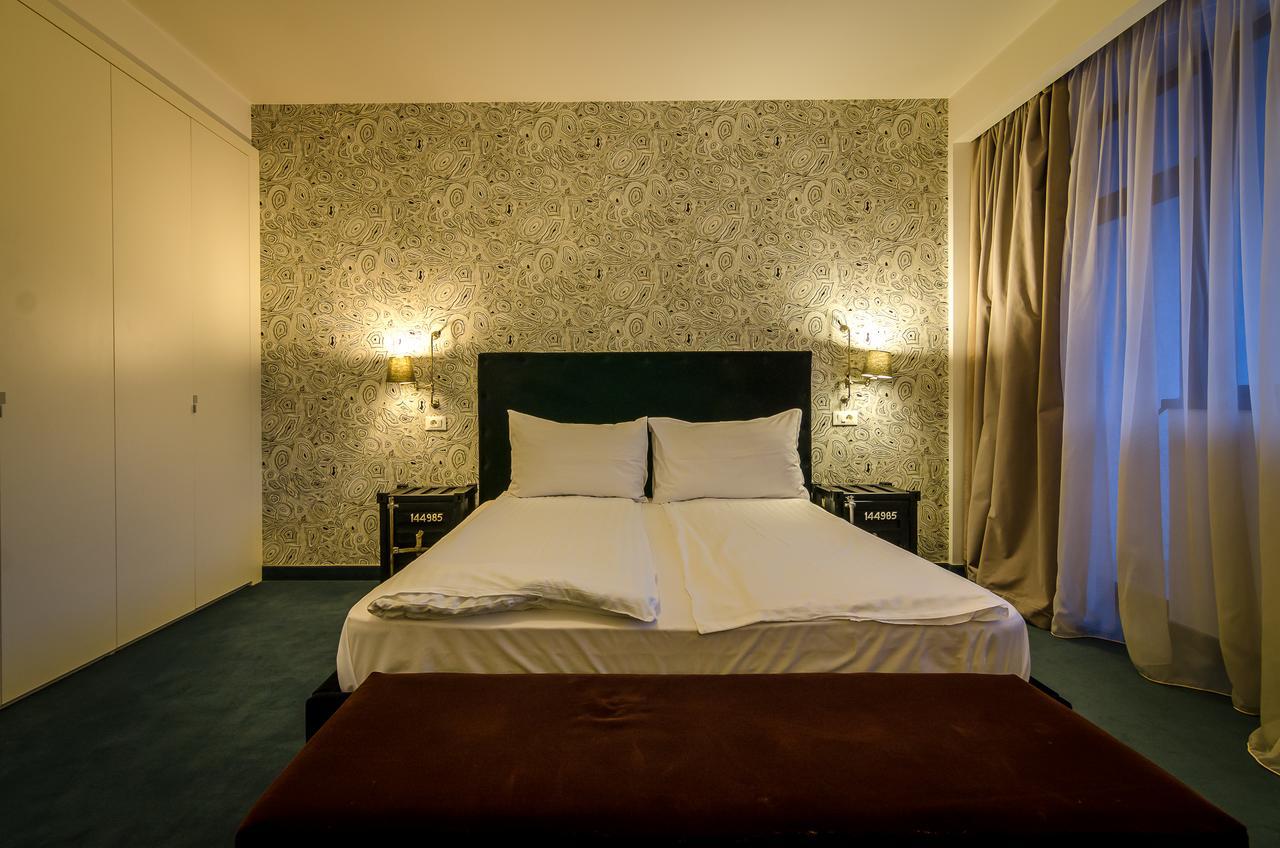 Apart Hotel Vlad Tepes Braşov Buitenkant foto
