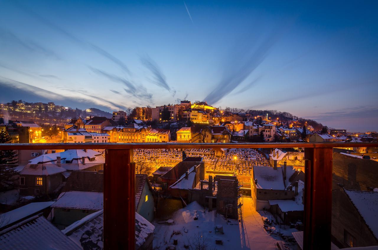 Apart Hotel Vlad Tepes Braşov Buitenkant foto